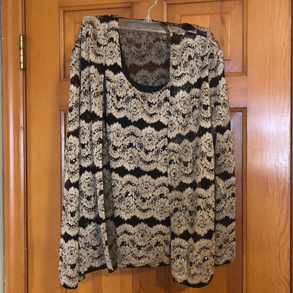 Black/Gold tank top with matching cardigan